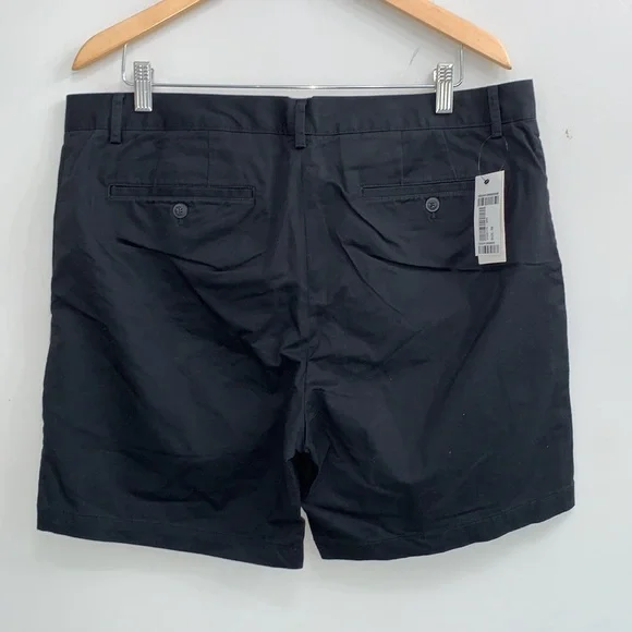 Club Monaco Baxter Textured 7" Shorts - Picture 8 of 10
